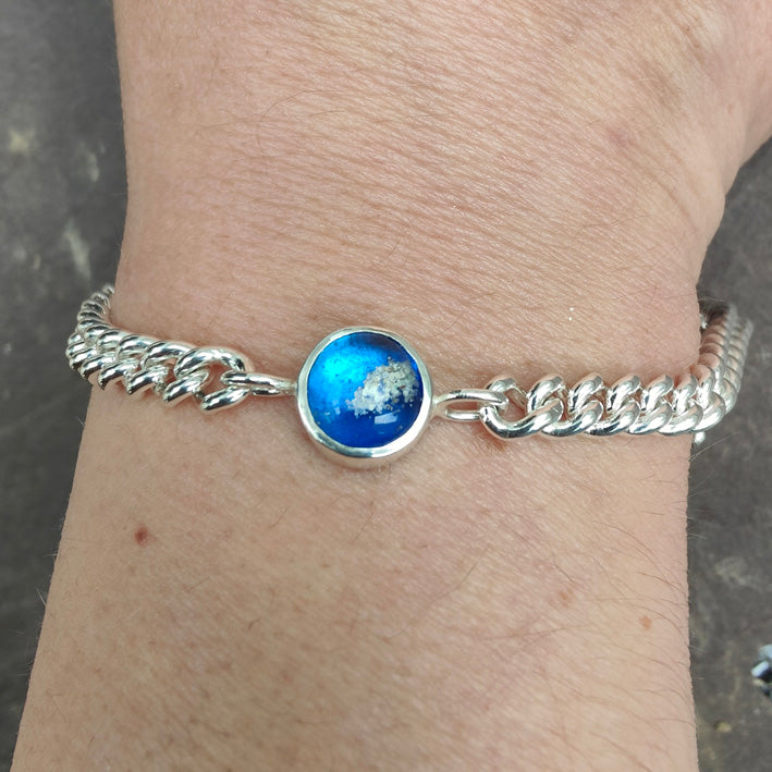 Bond Ashes in Glass Bracelet