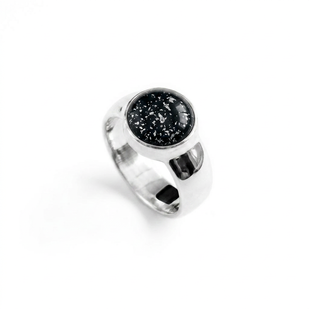Fortitude Ashes in Glass Ring