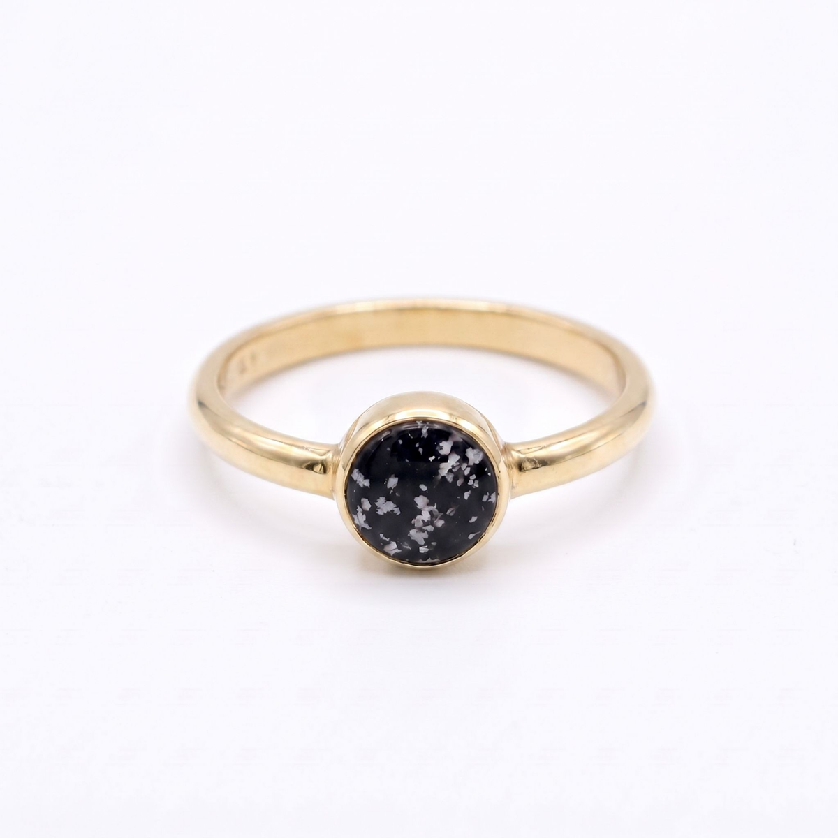 Purity Ashes in Glass Ring