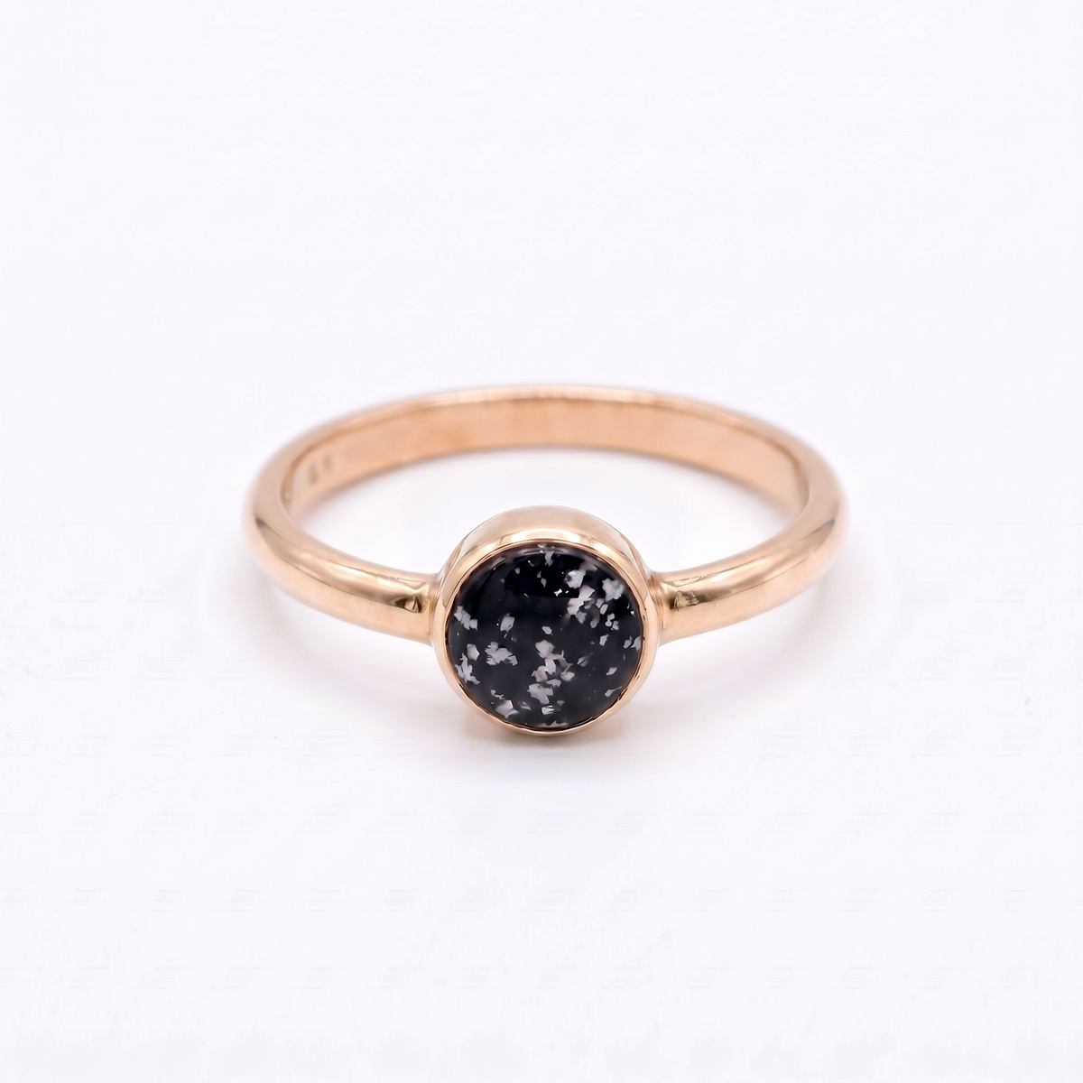 Purity Ashes in Glass Ring