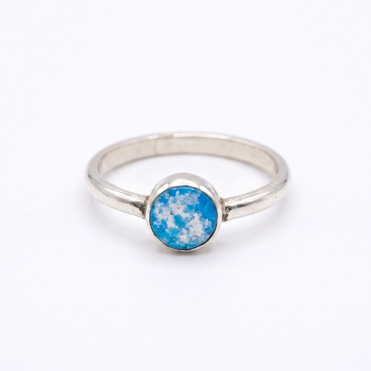 Purity Ashes in Glass Ring